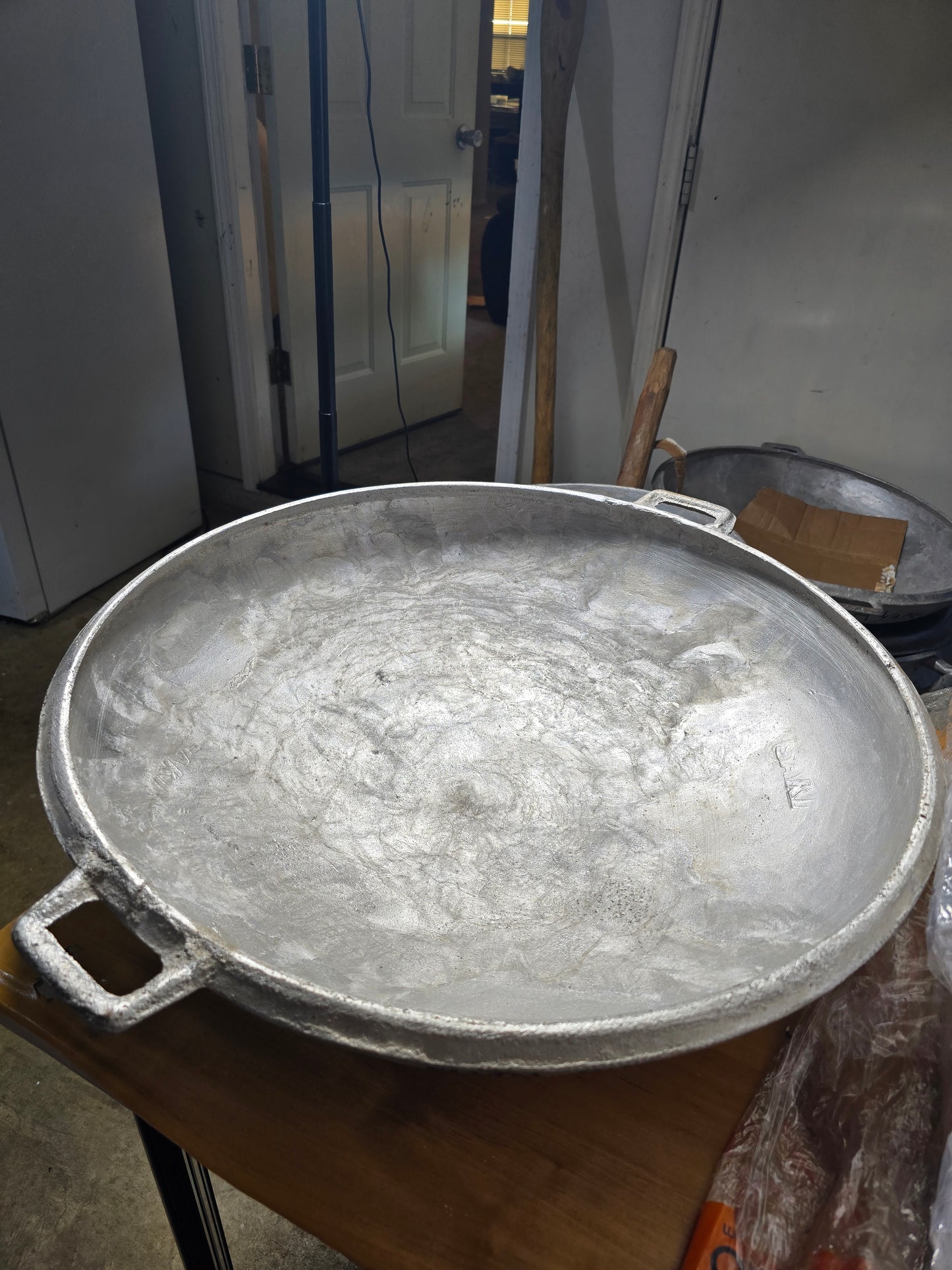 Agbada (Saki Frying Pot) Cast iron pots (Big)